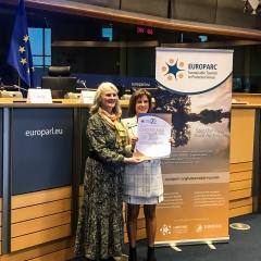 389ad5d4 2e6d 46c3 997d 37eb5badfba3