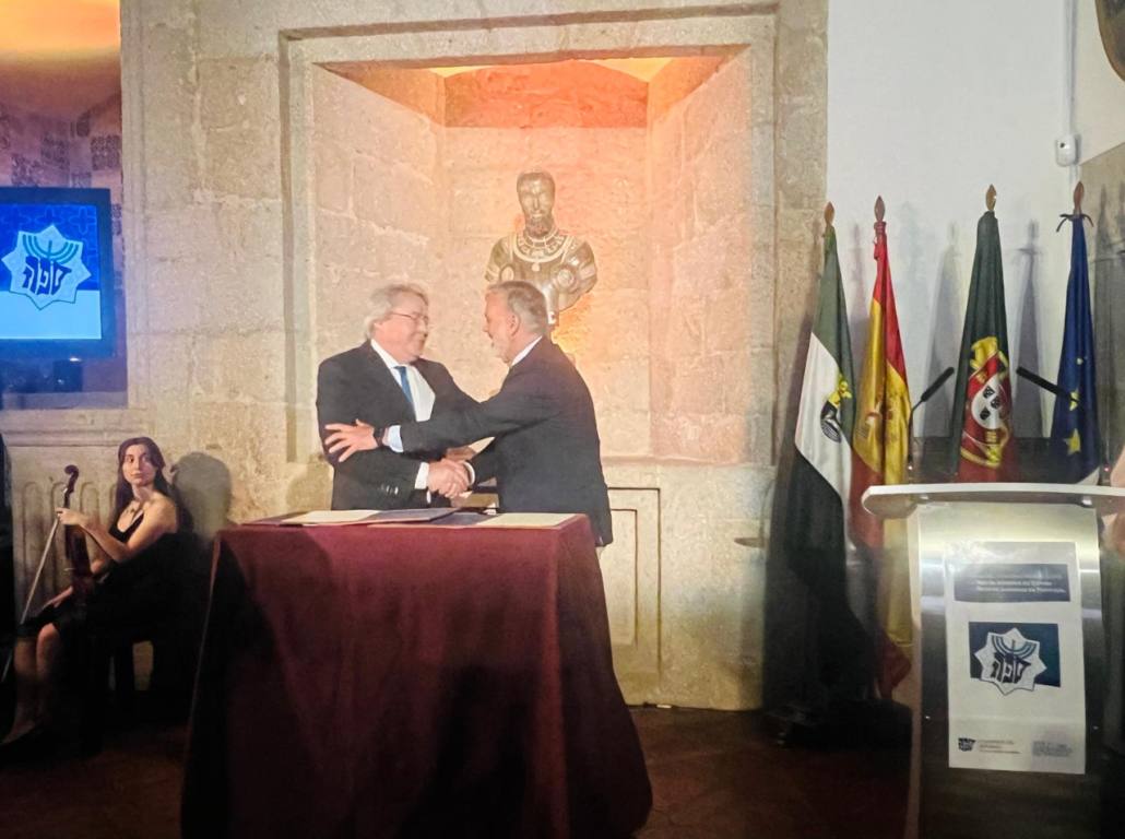 449277875 879368194227635 8485855021481900710 N