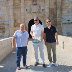 Cf5f1b54 9ad3 46ee A38a E16c0791a402