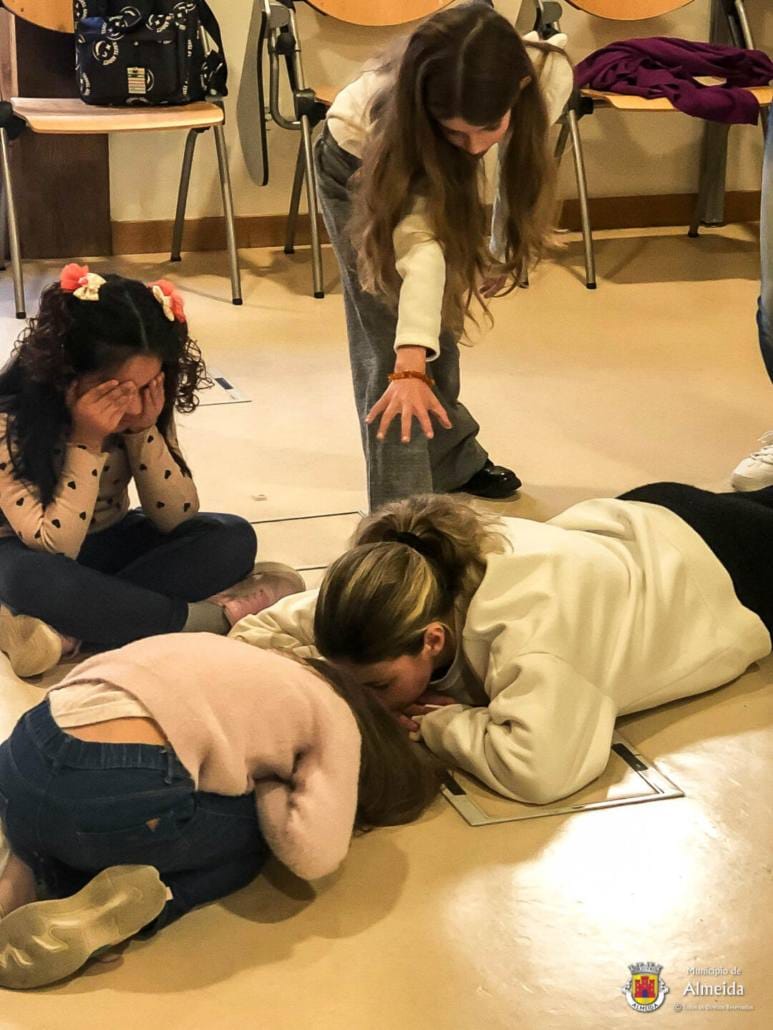 Oficina: "O que é Teatro?"