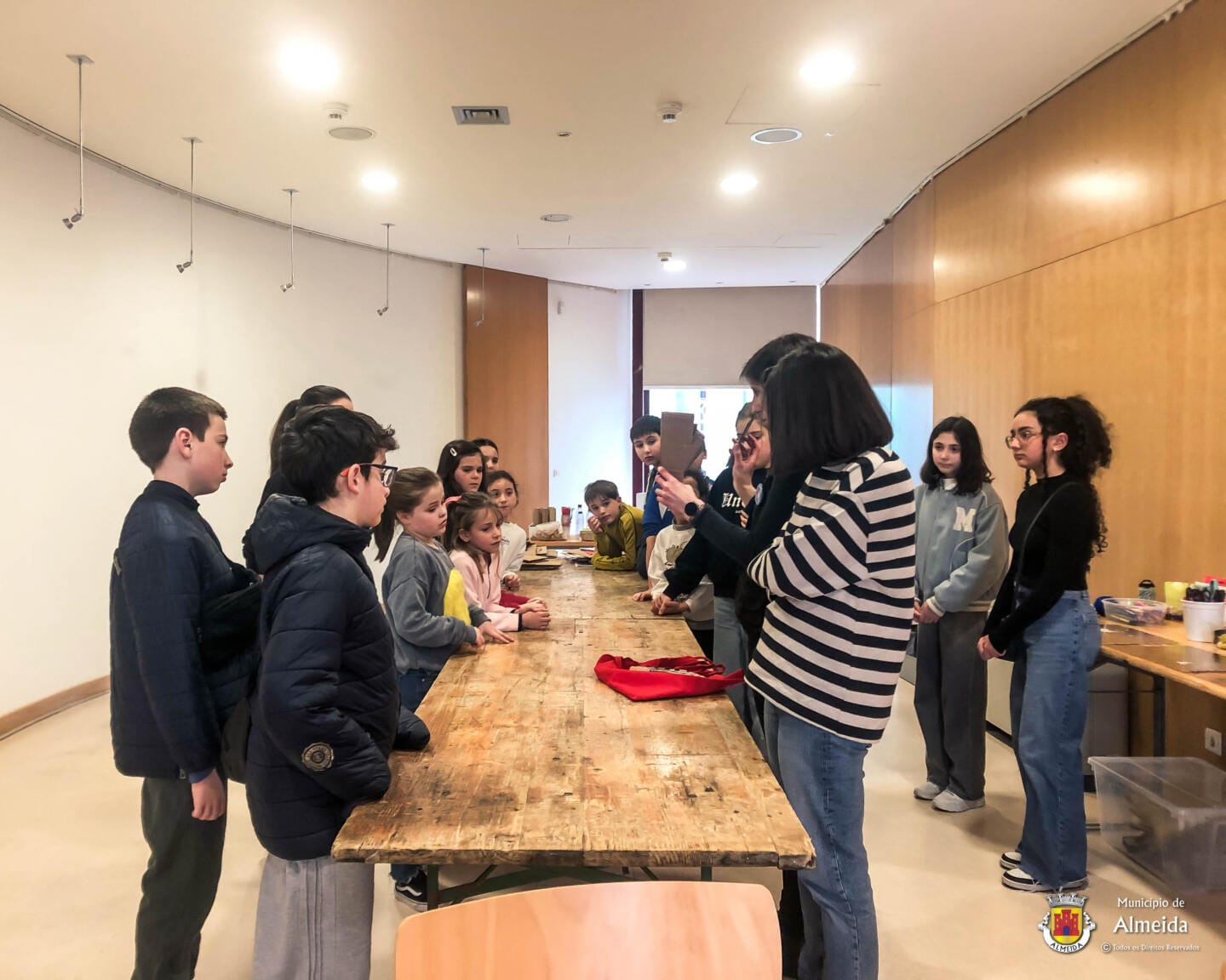 Oficina de robótica: "A mão que tu comandas"