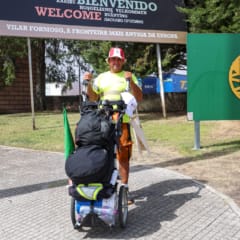 Peregrino na Fronteira de Vilar Formoso