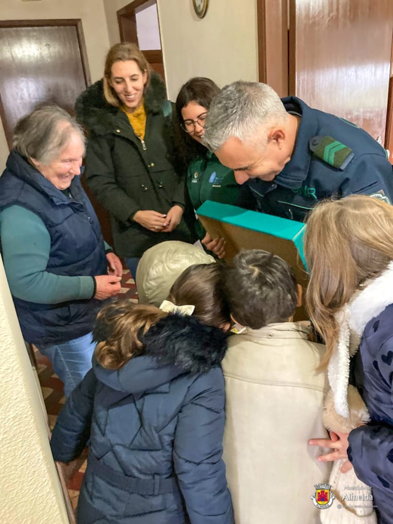 73dc279e A94c 4d94 8565 36ccae98a564