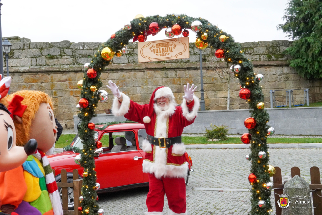 Parada natalícia anima crianças do concelho de Almeida