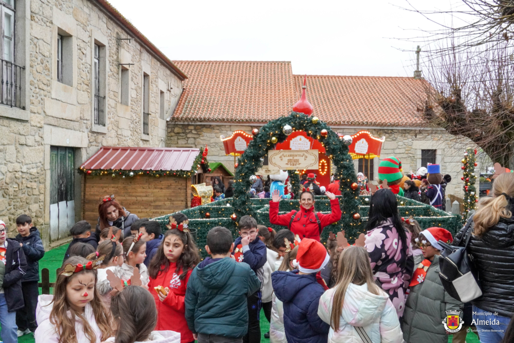 Parada natalícia anima crianças do concelho de Almeida