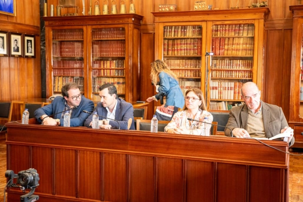 643471909 944659024567398 7444690535706301863 N